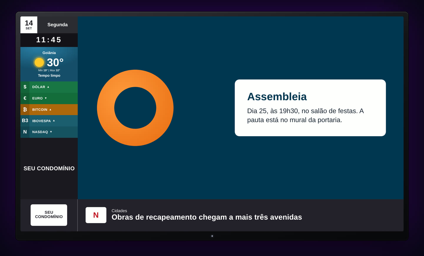 TV do Corpflix com um aviso de assembleia em cartão sobre fundo azul.